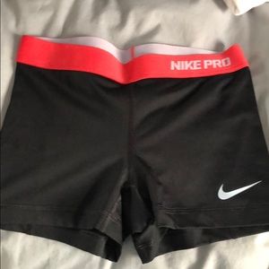 Nike pro compression short